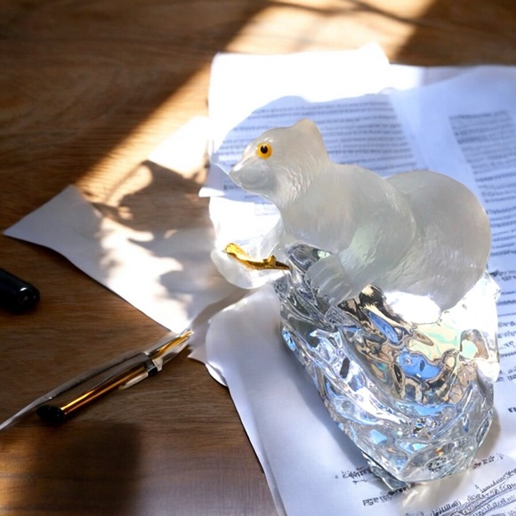 đ§¸FM Igor Carl FabergĂŠ Crystal Bear with 24k Gold Fish - Crystal Cape - Picture 11 of 16